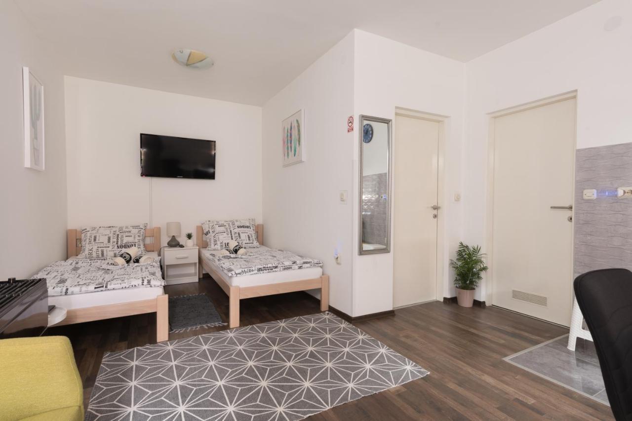 Nunanina Apartmani Pozega Buitenkant foto