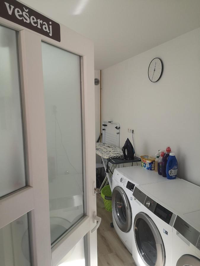 Nunanina Apartmani Pozega Buitenkant foto